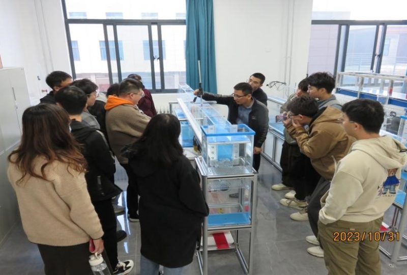 公司典型案例2—流体力学与水力学综合实验室